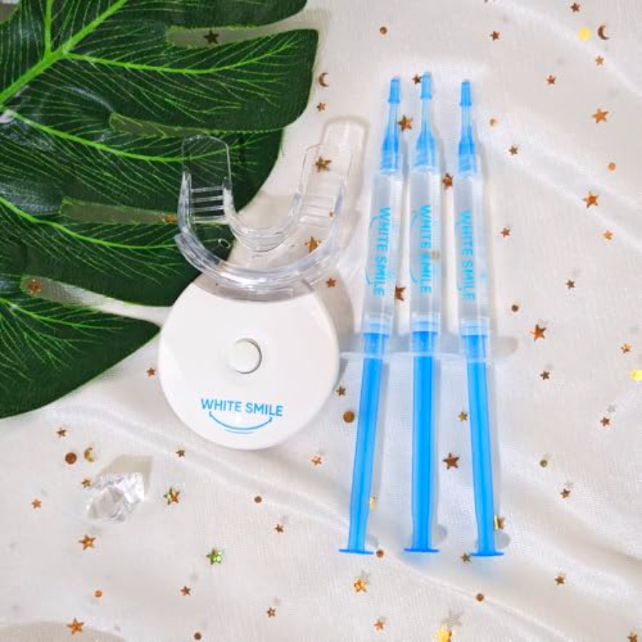 WHITE SMILE Teeth Whitening Ki - Teeth Whitening Kit With Light 评论和价格